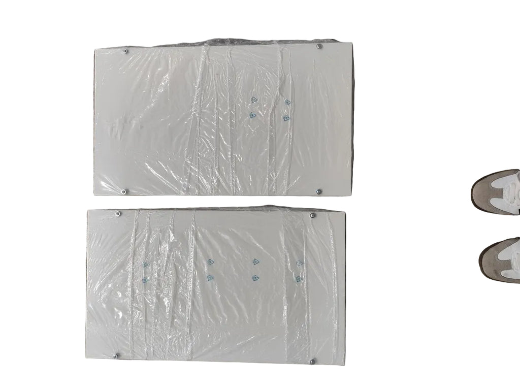 Lot de 2 plastrons pleins Hager UC226 600x350 mm neufs - photo 1
