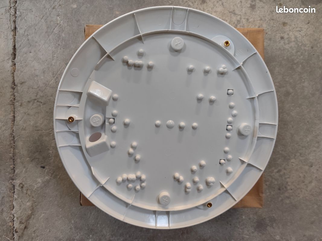 Hublot LED 2750 rond anti-vandale SECURLITE - photo 2